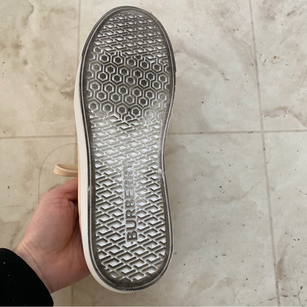 $540 Burberry Powder Cream Leather Low Top Lace Up Sneakers Size 8.5/38.5 - Picture 13 of 13